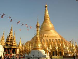 BIRMANIA  tra templi e pagode